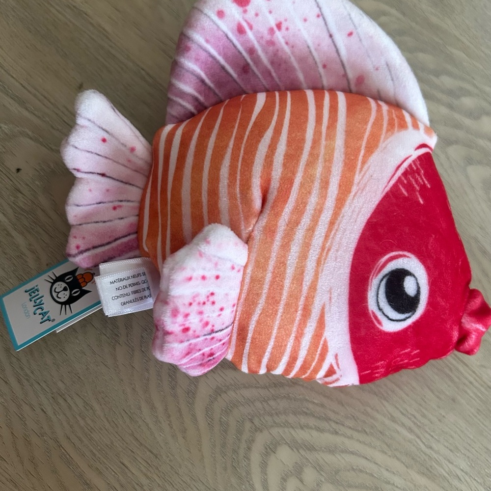 Jellycat FISHIFUL pink fish - small-  Fish Plush Stuffed Animal Lovey - NWT - Picture 3 of 3